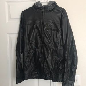 Men’s rue 21 leather jacket